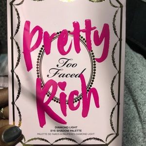 Too faced pretty Rich eyeshadow palette